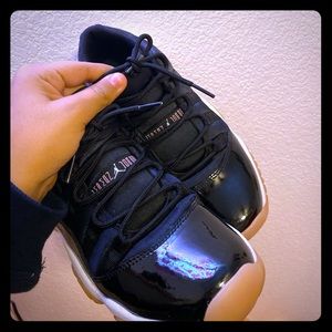 low bleached coral jordan 11 6.5y💕🦋